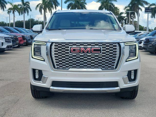 Used 2021 GMC Yukon XL Denali w/ Denali Premium Package RWD image 2