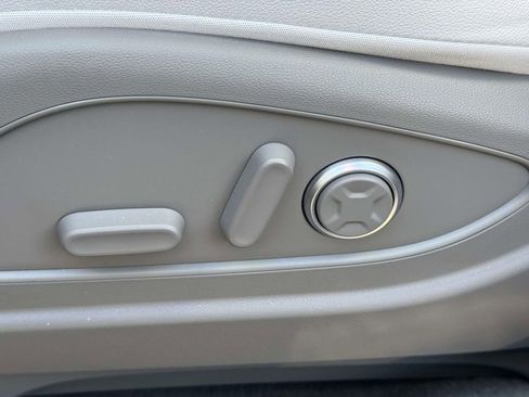 Used 2026 Hyundai Palisade Limited image 16