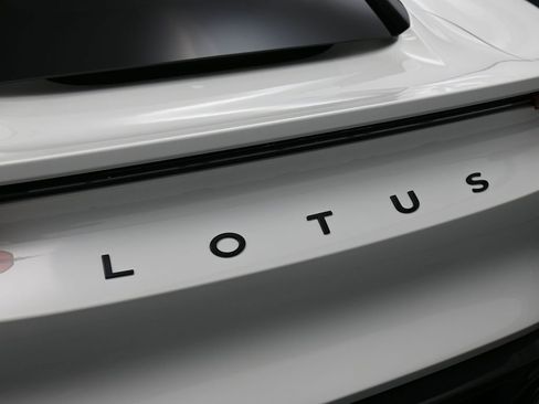 New 2026 Lotus Emira SE RWD image 15