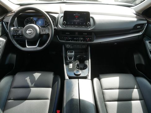 Certified 2023 Nissan Rogue SV w/ SV Premium B Package AWD/4WD image 10
