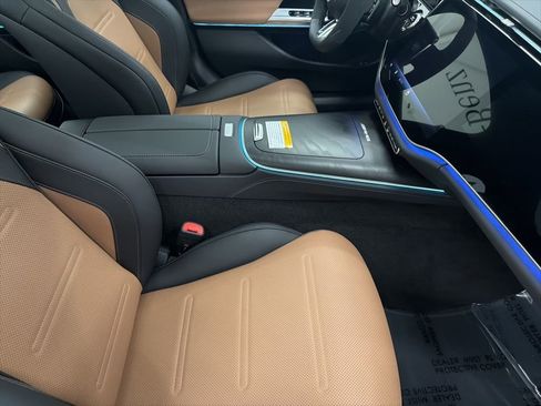New 2026 Mercedes-Benz E 53 AMG e 4MATIC Sedan image 30