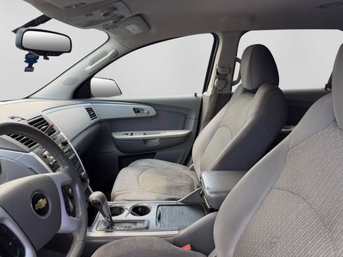 Used 2012 Chevrolet Traverse LS FWD image 22