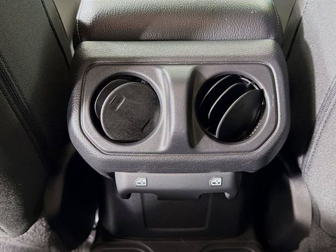 Used 2022 Jeep Wrangler Unlimited Sport AWD/4WD image 28