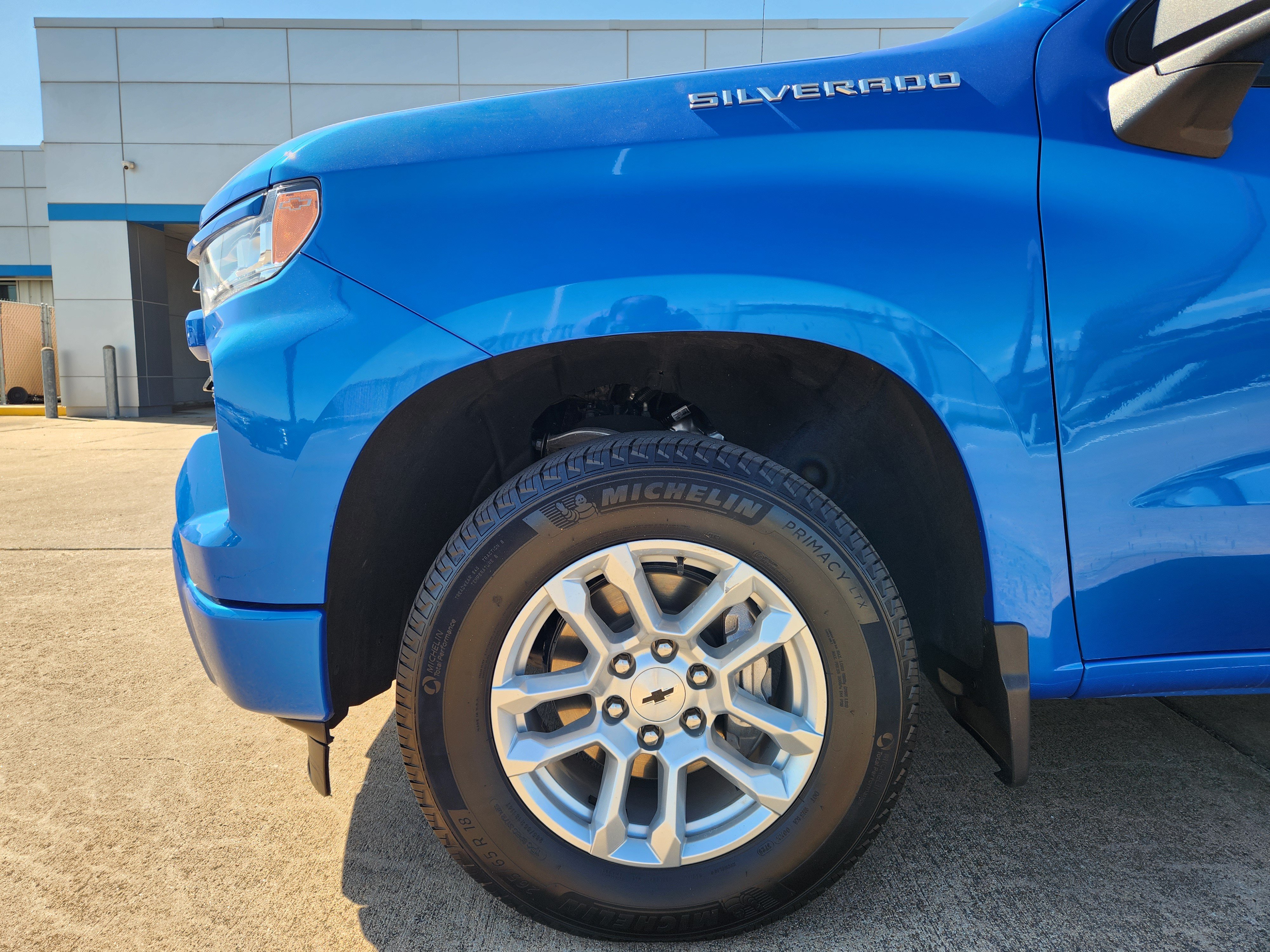 Used 2026 Chevrolet Silverado 1500 RST RWD image 9