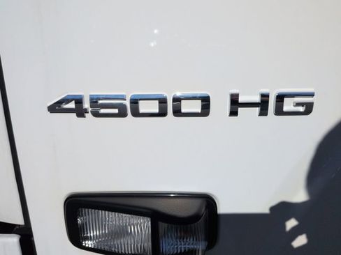 New 2024 Chevrolet Low Cab Forward image 16