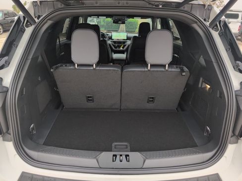 New 2026 Ford Explorer ST image 28