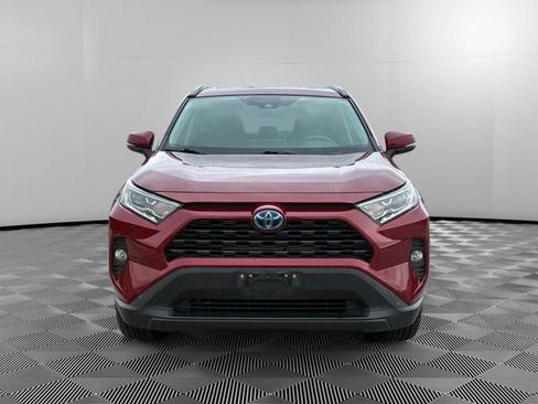 Used 2019 Toyota RAV4 XLE w/ Convenience Package AWD/4WD image 8