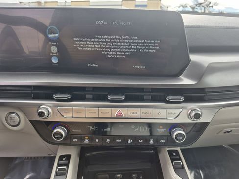 Certified 2024 Kia Telluride S w/ S Sunroof Package image 10