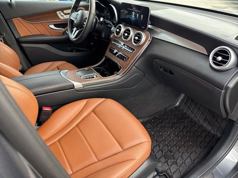 Used 2022 Mercedes-Benz GLC 300 4MATIC image 34