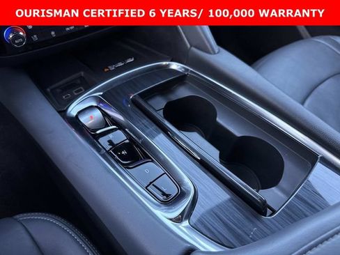 Used 2024 Buick Enclave Premium image 27