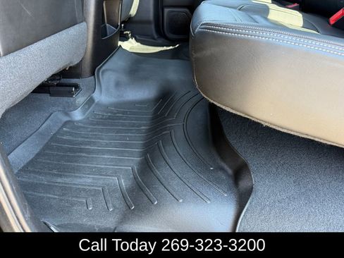 Used 2019 GMC Sierra 3500 Denali AWD/4WD image 6