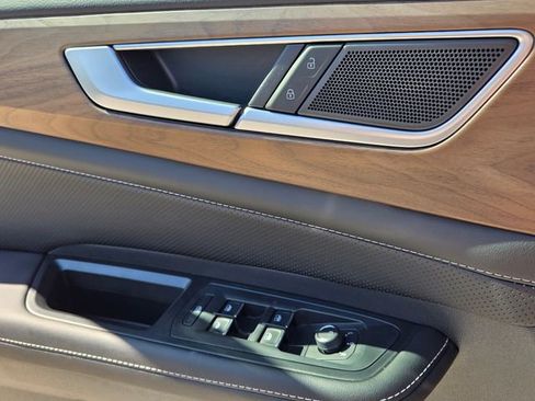 New 2026 Volkswagen Atlas SE image 29