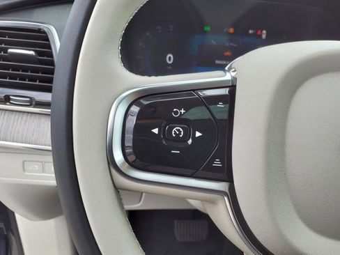 Certified 2025 Volvo XC90 T8 Plus w/ Protection Package image 15