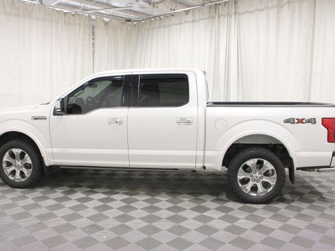 Used 2019 Ford F150 Platinum w/ Equipment Group 701A Luxury AWD/4WD image 31
