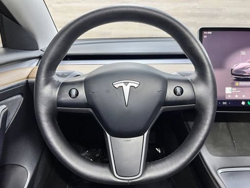 Used 2023 Tesla Model 3 Standard Range RWD image 23