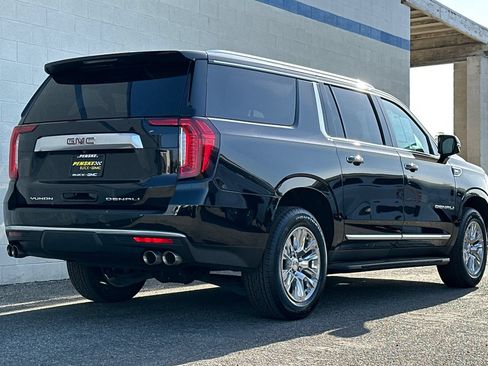 Certified 2023 GMC Yukon XL Denali AWD/4WD image 4