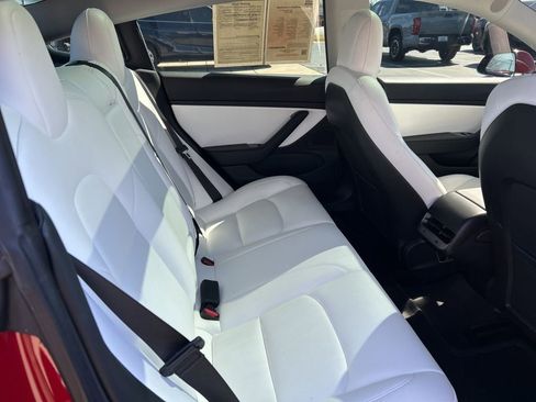 Used 2019 Tesla Model 3 Long Range image 17