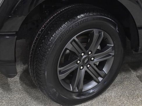 Used 2023 Ford F150 Lariat w/ Equipment Group 502A High image 11