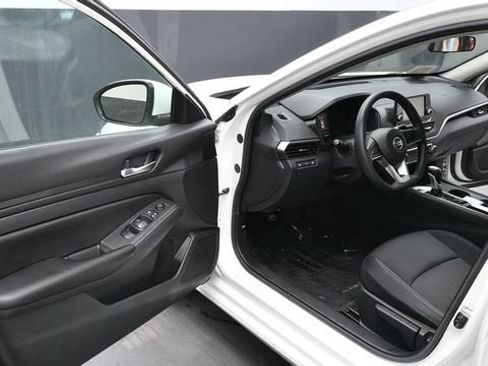 Used 2021 Nissan Altima 2.5 S FWD image 31