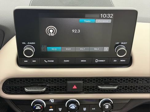 Certified 2025 Honda HR-V LX image 27