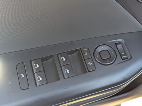 Certified 2025 Kia K4 FWD image 19