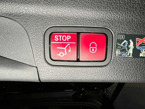 Used 2026 Mercedes-Benz GLE 350 4MATIC image 17