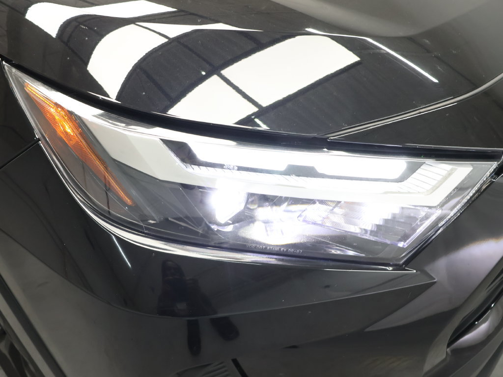 Used 2025 Toyota RAV4 LE FWD image 27