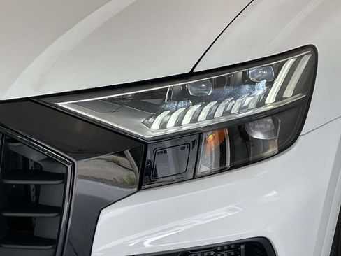 Used 2021 Audi SQ8 Prestige AWD/4WD image 9
