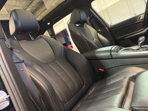 Used 2019 BMW X5 xDrive40i w/ Convenience Package AWD/4WD image 22
