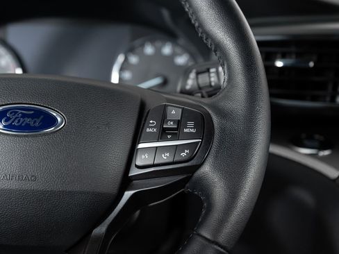 Used 2020 Ford Explorer XLT w/ Equipment Group 202A image 35