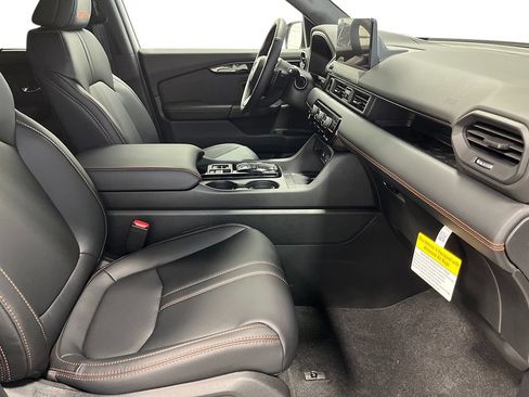 Used 2026 Honda Pilot TrailSport image 33