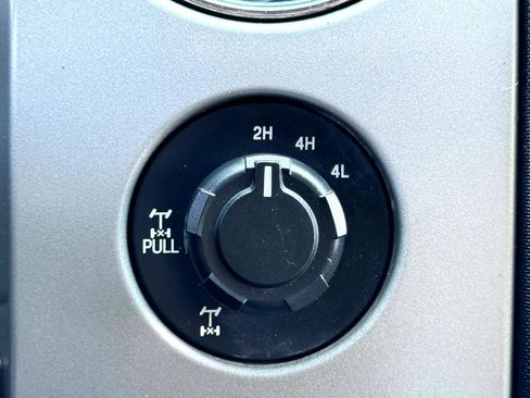Used 2012 Ford F150 XLT w/ XLT Convenience Pkg AWD/4WD image 33