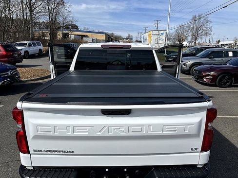 Used 2025 Chevrolet Silverado 1500 LT Trail Boss w/ Convenience Package II image 21