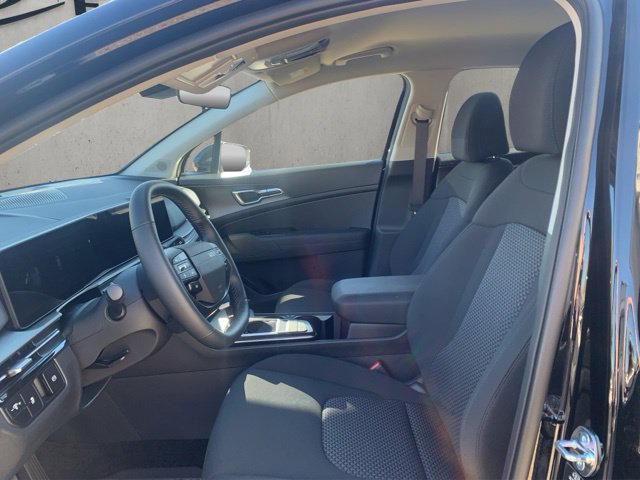 New 2026 Kia Sportage LX w/ LX Convenience Package AWD/4WD image 8