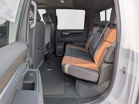 New 2026 Chevrolet Silverado 2500 High Country w/ High Country Premium Package AWD/4WD image 17