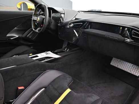 Used 2026 Ferrari 12Cilindri RWD image 11