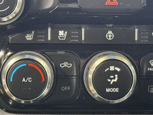 Used 2022 RAM 1500 Laramie w/ Sport Appearance Package image 39