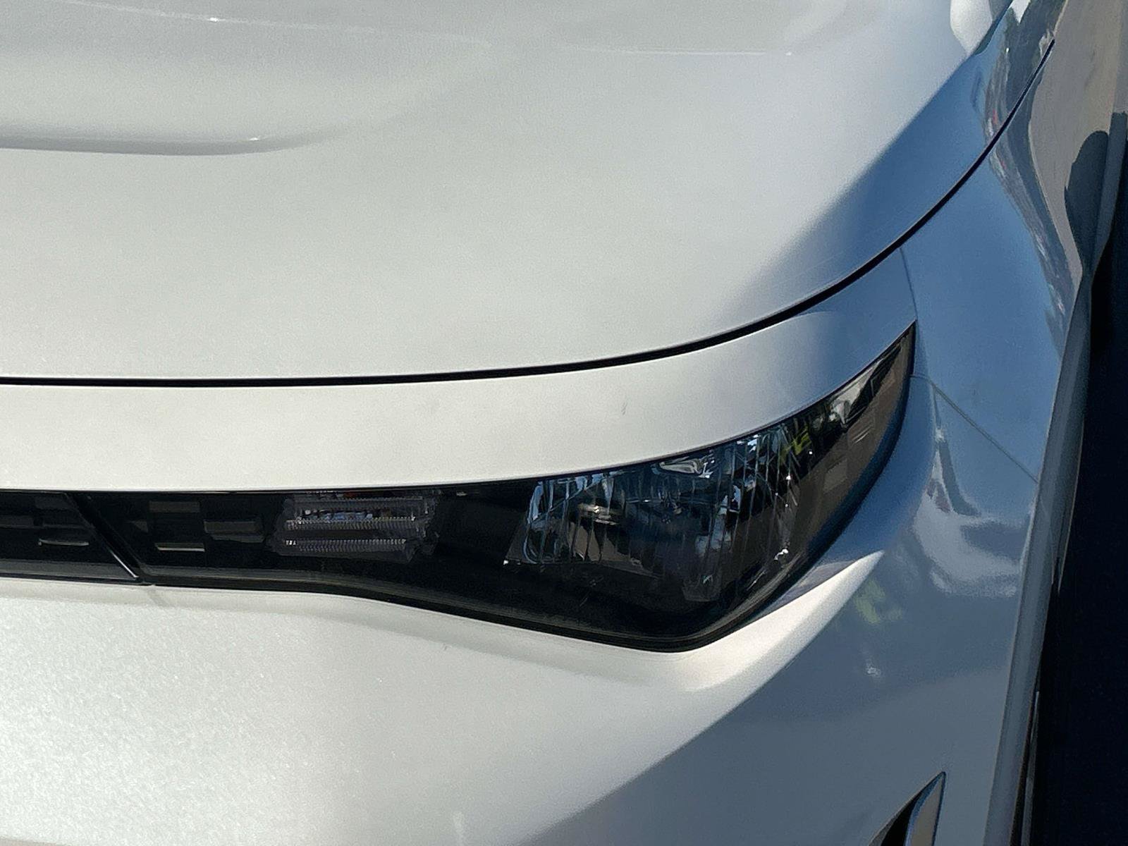 Used 2025 Kia Soul LX w/ LX Technology Package FWD image 9