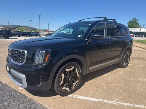 Used 2025 Kia Telluride S AWD/4WD image 7