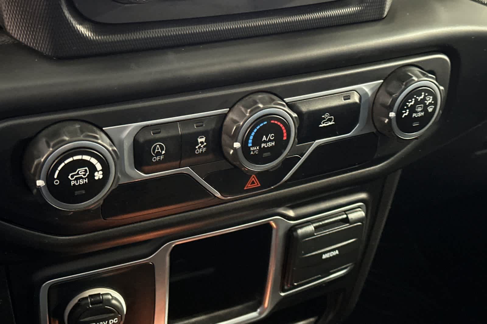 Used 2021 Jeep Wrangler Unlimited Sport AWD/4WD image 24