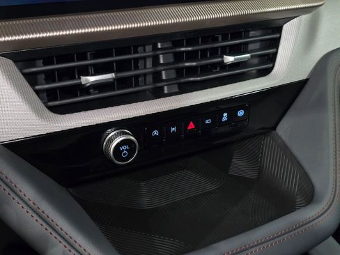 New 2026 Ford Explorer Active AWD/4WD image 31