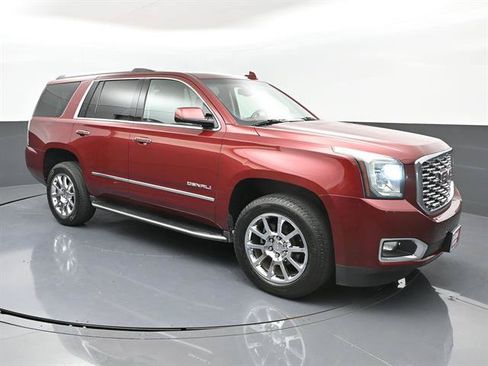 Used 2018 GMC Yukon Denali w/ Open Road Package RWD image 2