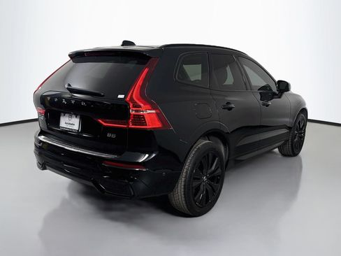 Used 2023 Volvo XC60 B5 Plus w/ Climate Package FWD image 6