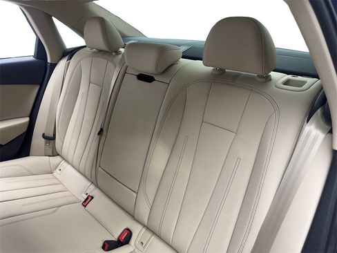 Used 2022 Audi A4 2.0T Premium w/ Convenience Package image 34