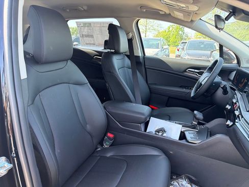 New 2026 Kia Sportage EX image 59