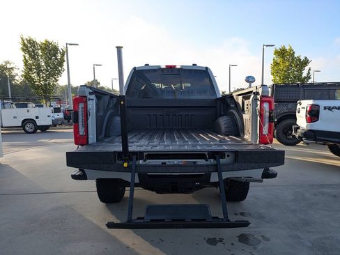 New 2026 Ford F250 Platinum w/ Tremor Off-Road Package AWD/4WD image 12