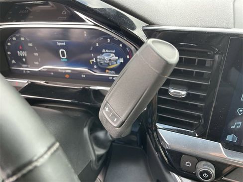 Used 2024 Chevrolet Silverado 2500 LTZ image 20