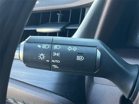 Used 2021 Lexus ES 300h Ultra Luxury w/ Accessory Package 2 image 24