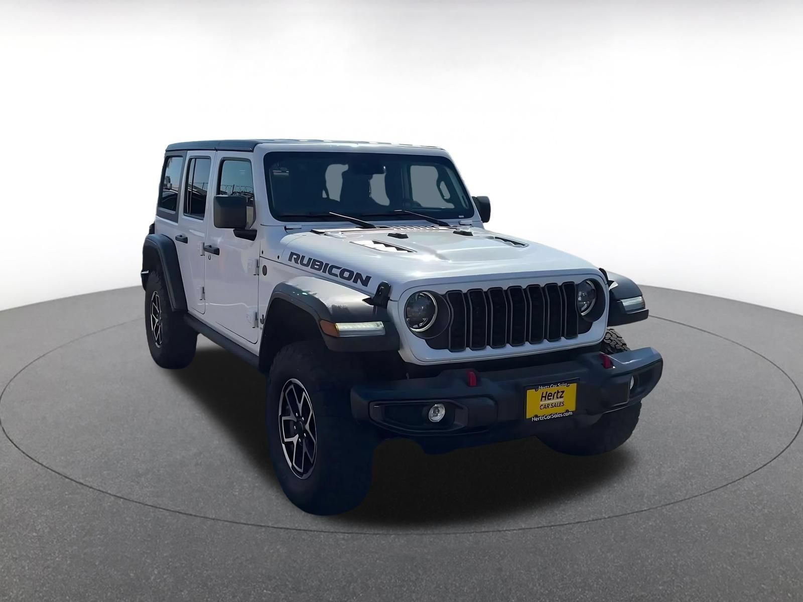 Used 2025 Jeep Wrangler Unlimited Rubicon AWD/4WD image 3