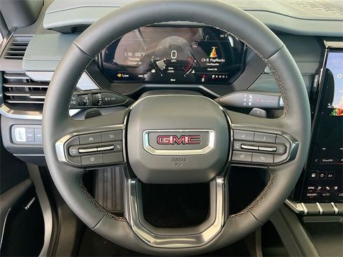 New 2026 GMC Acadia AT4 w/ Luxury Package image 7